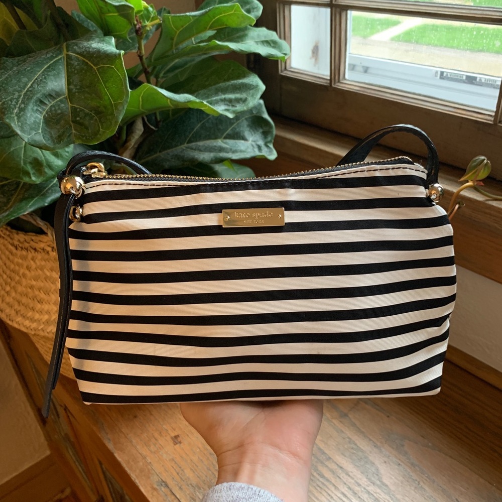 Kate Spade crossbody stripped bag